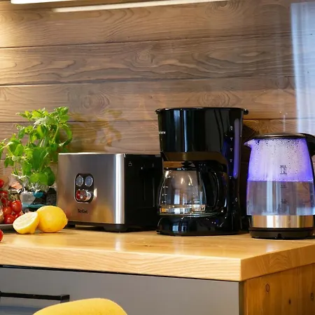 Apartament Z Ogrodem Апартаменты *
